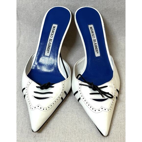 Manolo Blahnik White Leather Lace-Up Pointed Toe Mules Heels Size 36.5 Italy - Picture 4 of 6